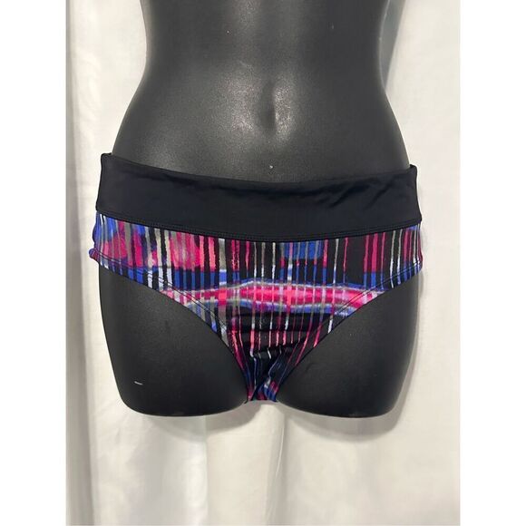 Good Condition Size small Nike Pink bikini Activewear Fitness Women’s Workout sw - Picture 1 of 4